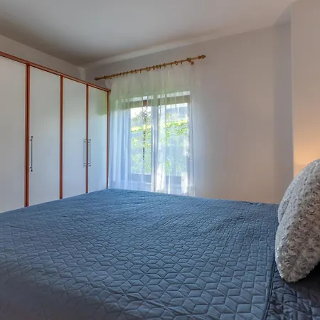 Maria 1 With Shared Pool * Buzet