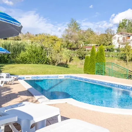 Maria 1 With Shared Pool Lejlighed *