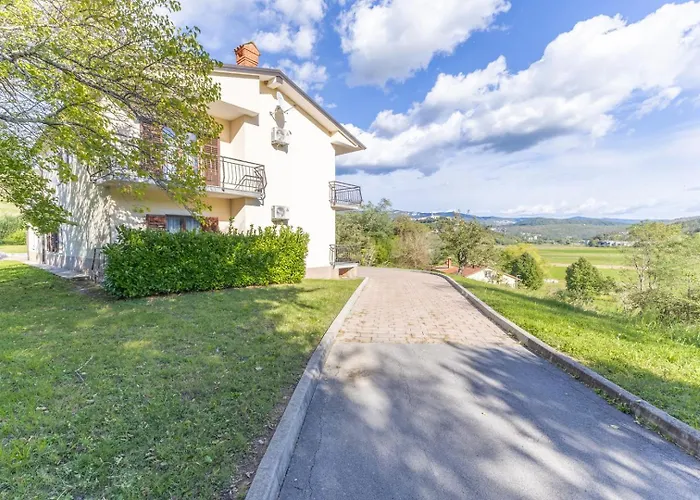 Maria 1 With Shared Pool Daire *