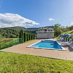 דירה Maria 1 With Shared Pool בוזט